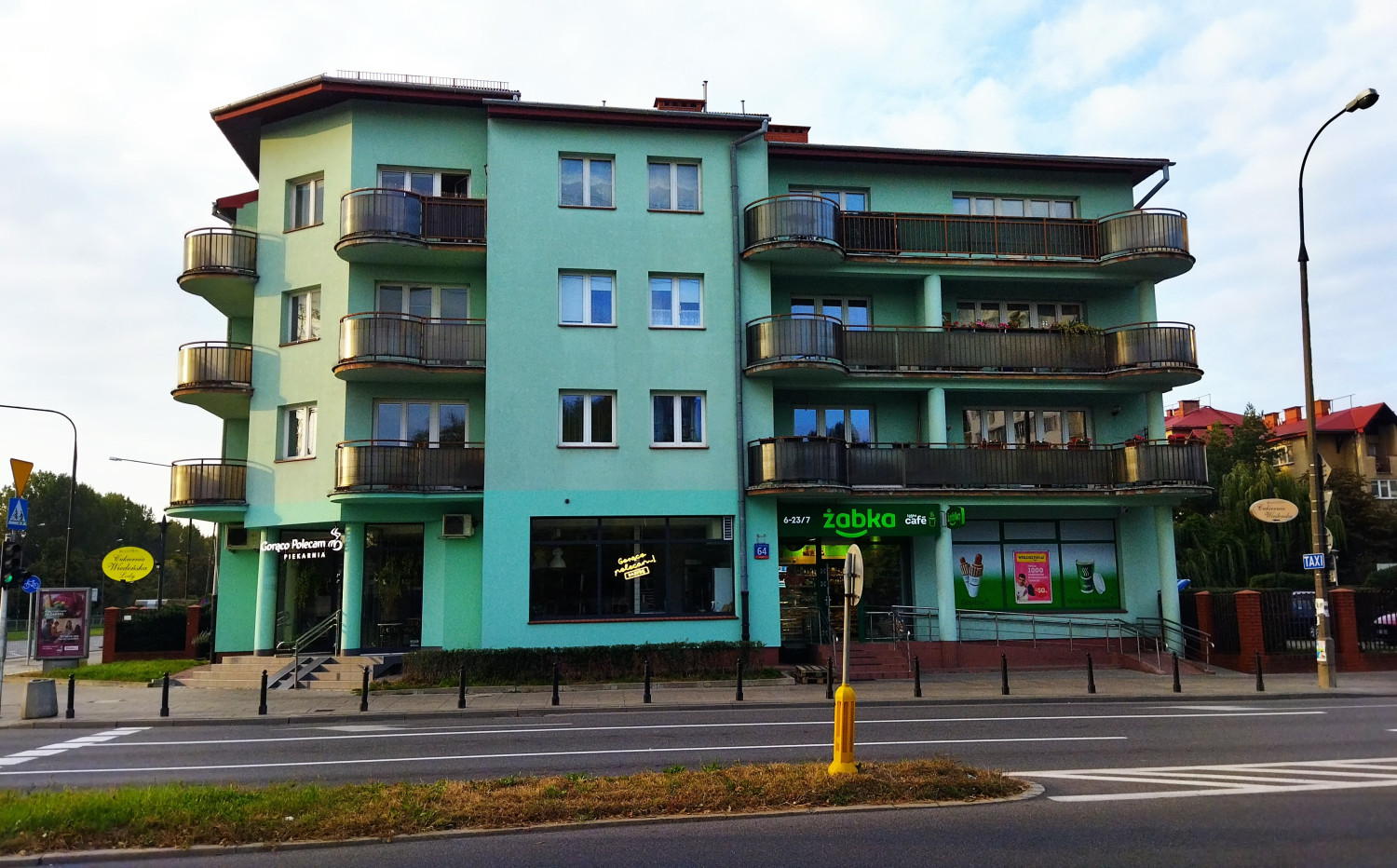 Zdjęcie architektury budynku Budynek mieszkalno-usługowy